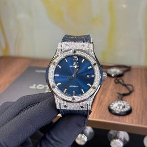 Hublot Classic Fusion Titanium Navy Pave Dây Da Cá Sấu