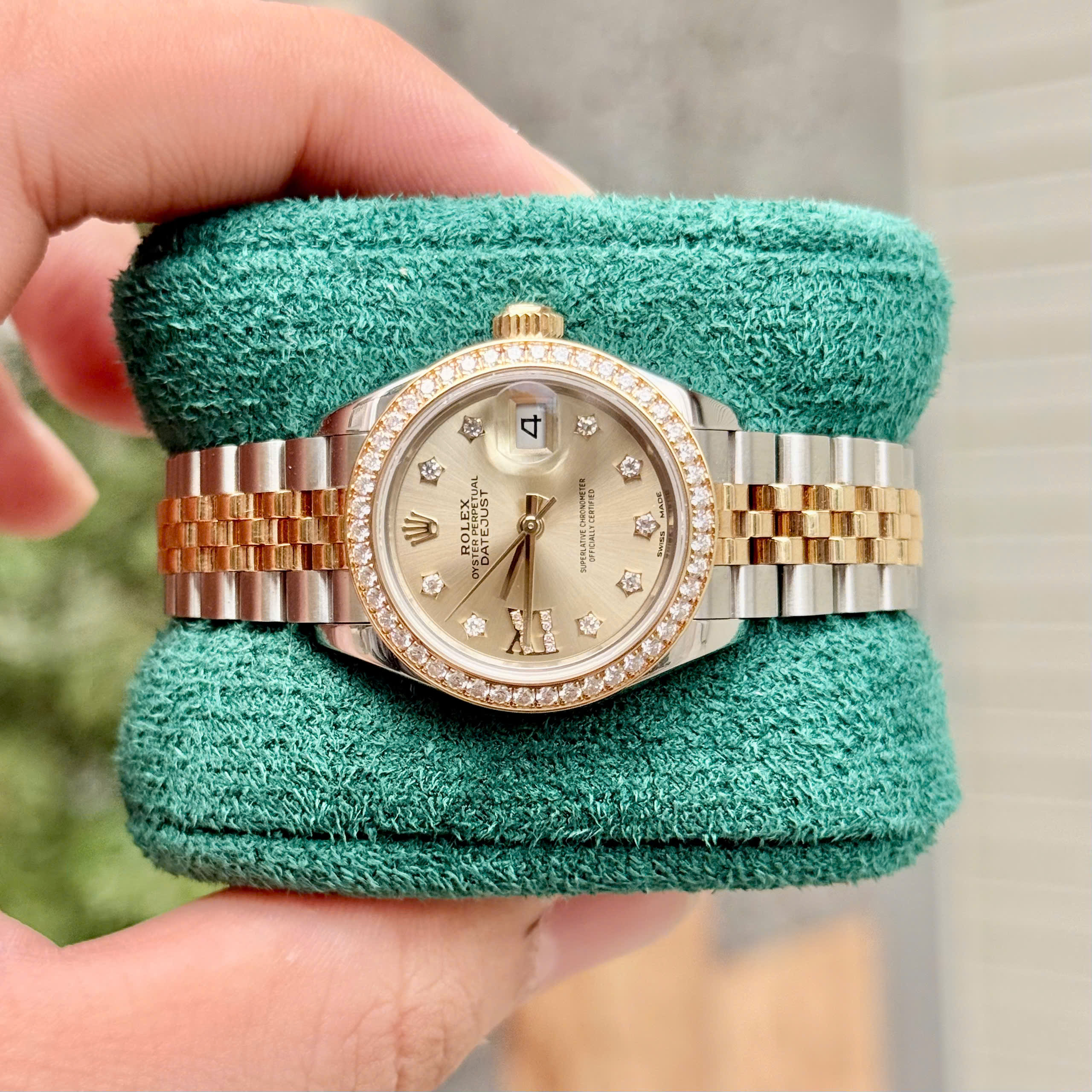 Rolex Datejust 279383RBR 28 Champagne Diamonds - Ảnh 4